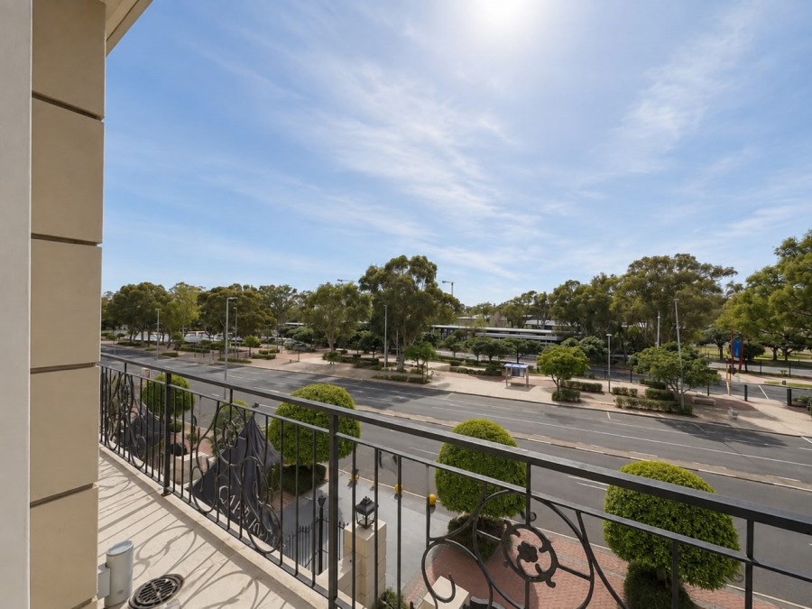 To Let 2 Bedroom Property for Rent in Green Point Western Cape
